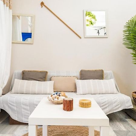 Traditional Dame Apartman Mészi Kültér fotó