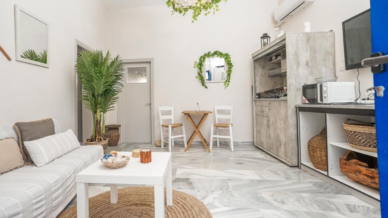 Traditional Dame Apartman Mészi Kültér fotó