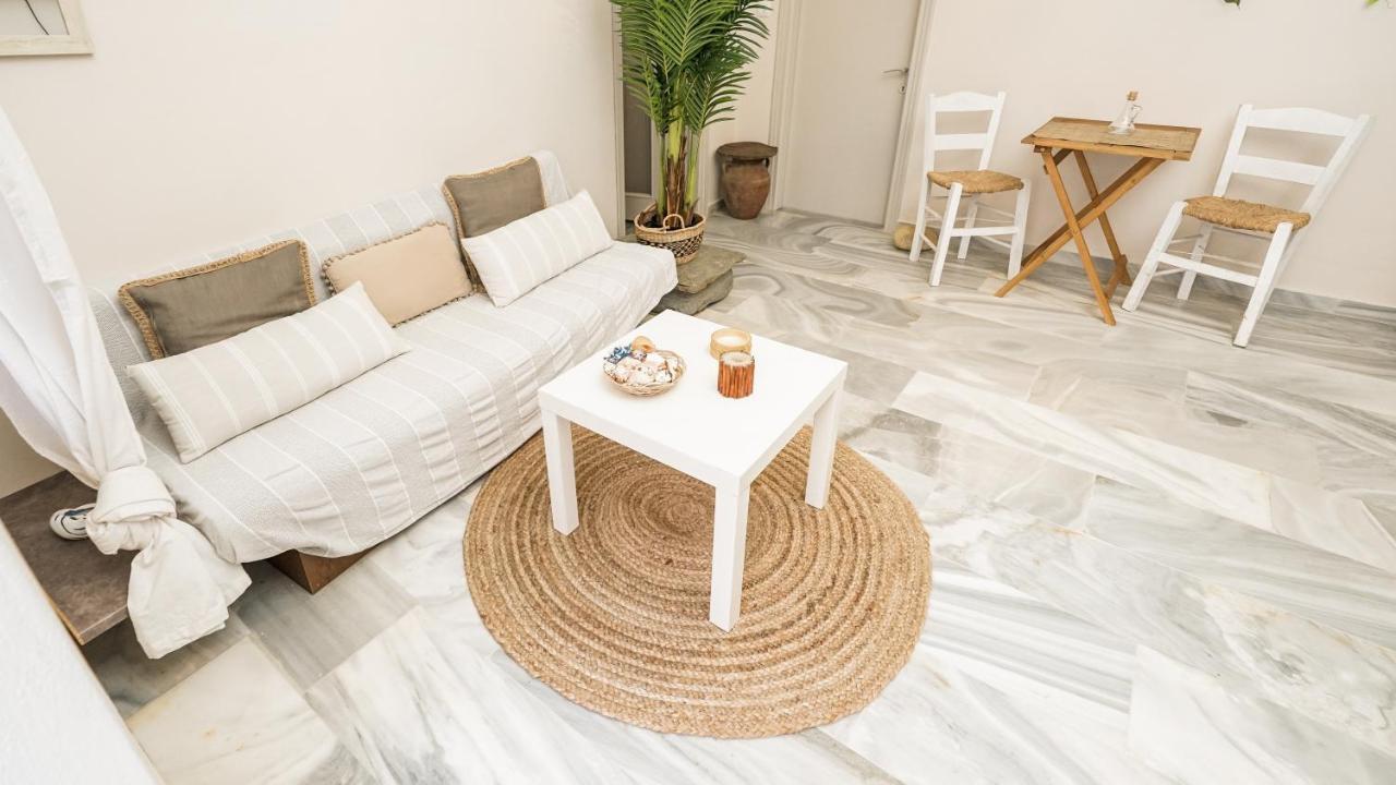 Traditional Dame Apartman Mészi Kültér fotó